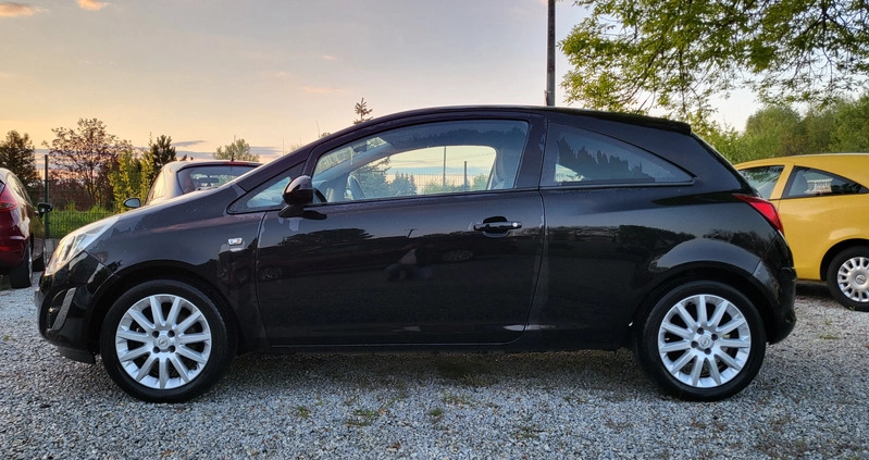 Opel Corsa cena 17900 przebieg: 192000, rok produkcji 2011 z Toruń małe 254